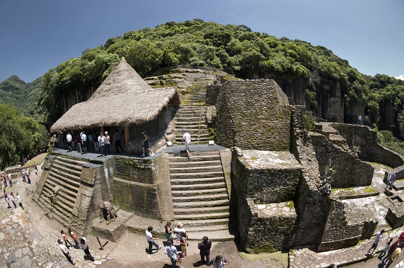 Malinalco Pueblo Mágico and adventure romance Habibi World Travel